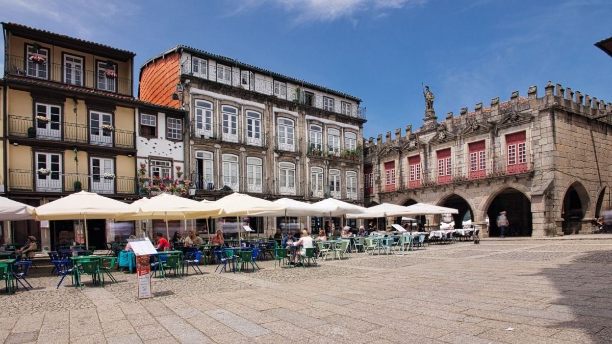 Old municipality of Guimaraes during our Braga and Guimaraes Tour from Porto | Cooltour Oporto