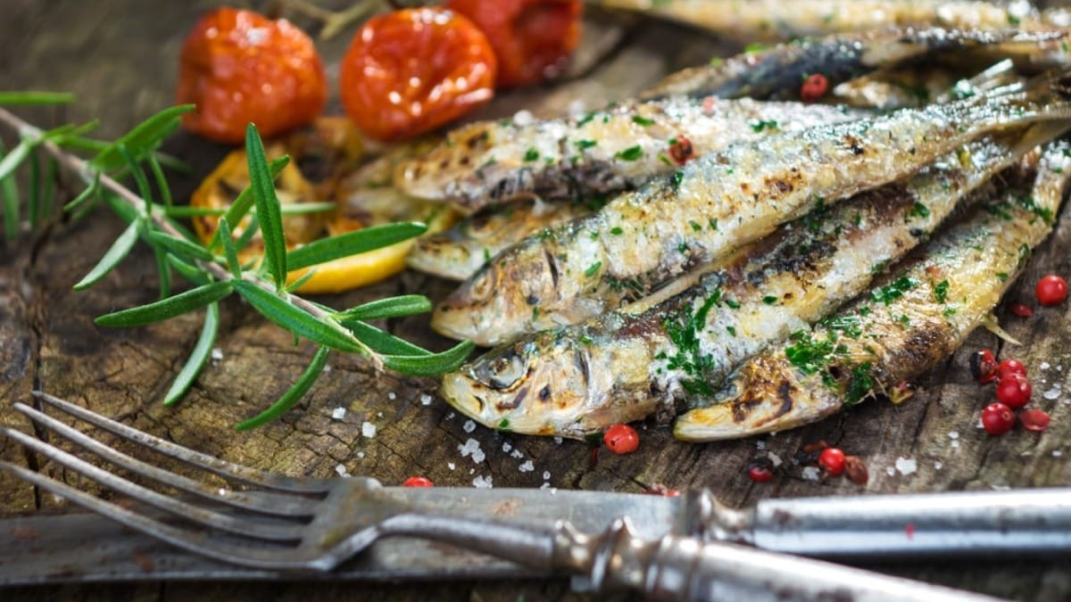 5mHq grilled sardines lisbon food tour