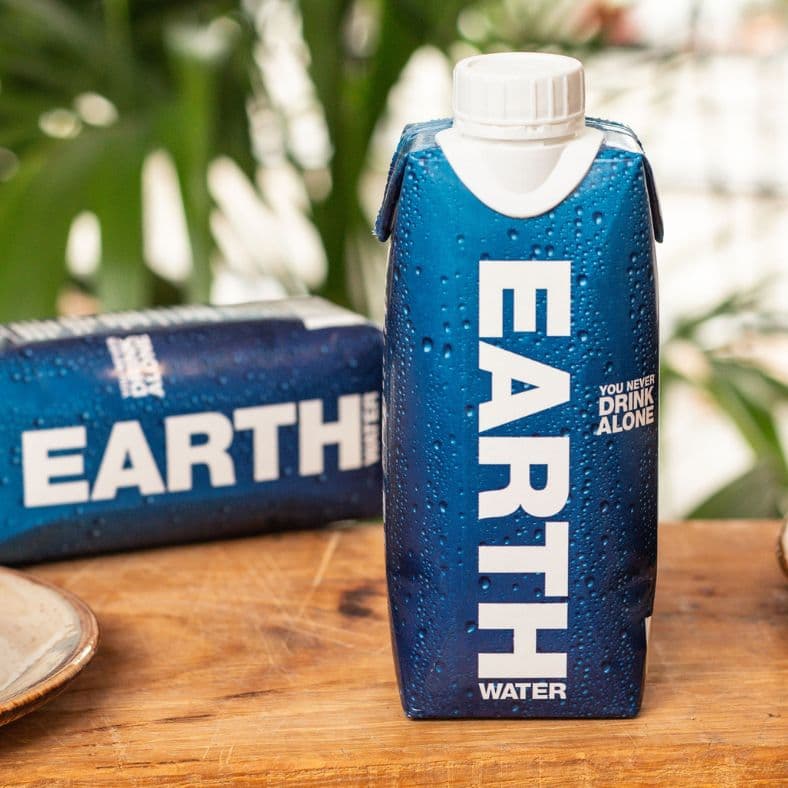 Eco-friendly tour practices with sustainable packaging