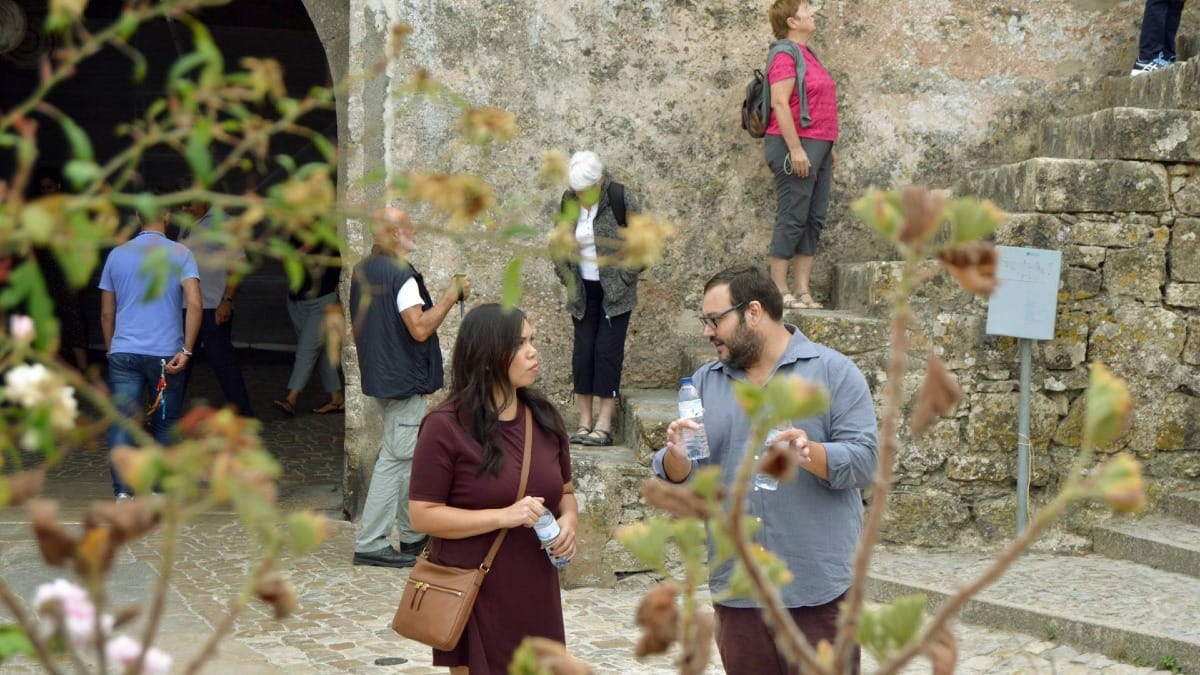 79FC obidos guided tour castle walls
