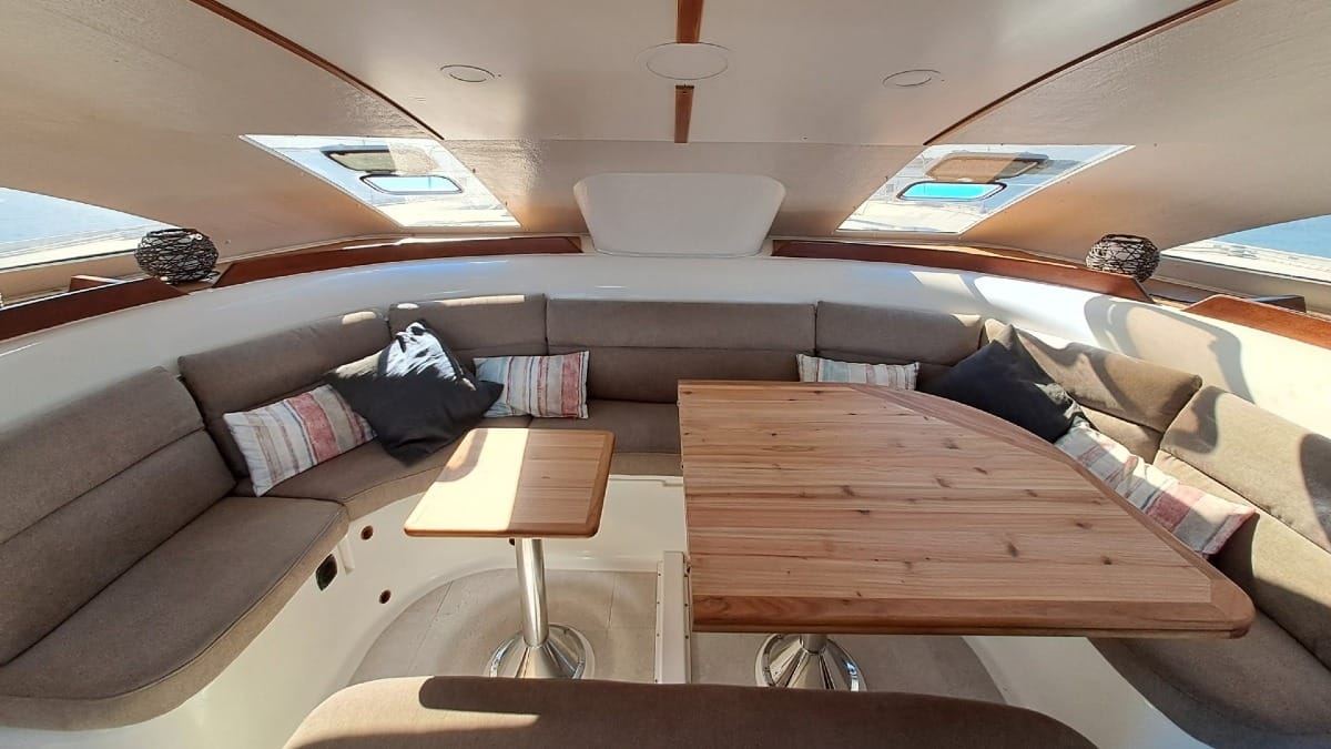 F4mQ luxury catamaran boat tour ria formosa faro