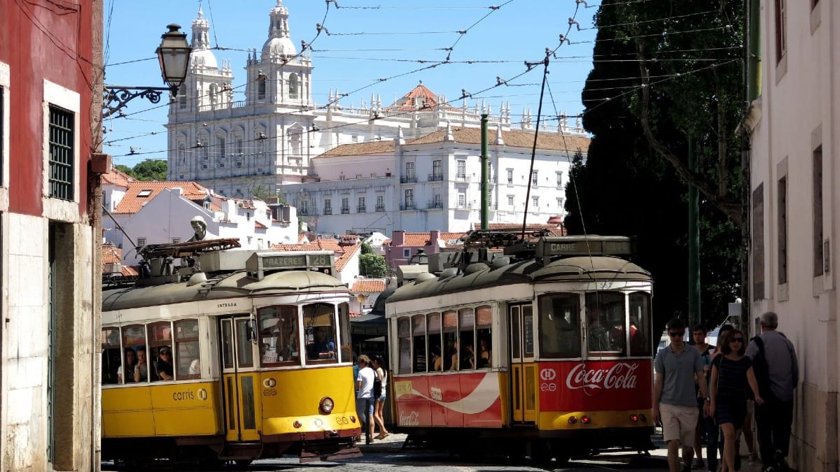 FyMN gastronomic and cultural lisbon food tour