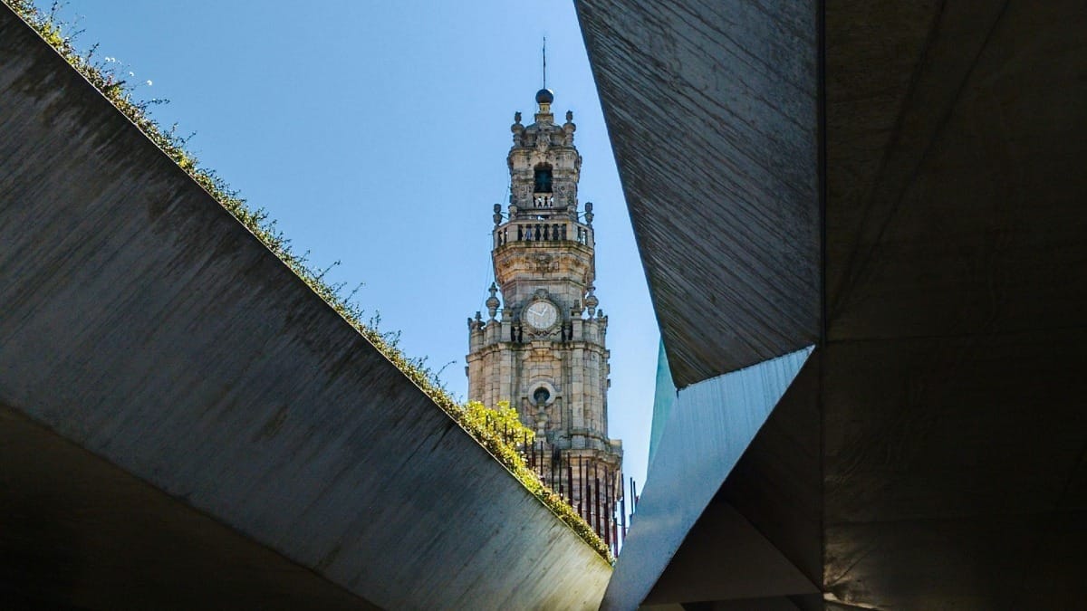 Clerigos Tower, the ex-libris of Porto, on our Private Porto City Tour | Cooltour Oporto
