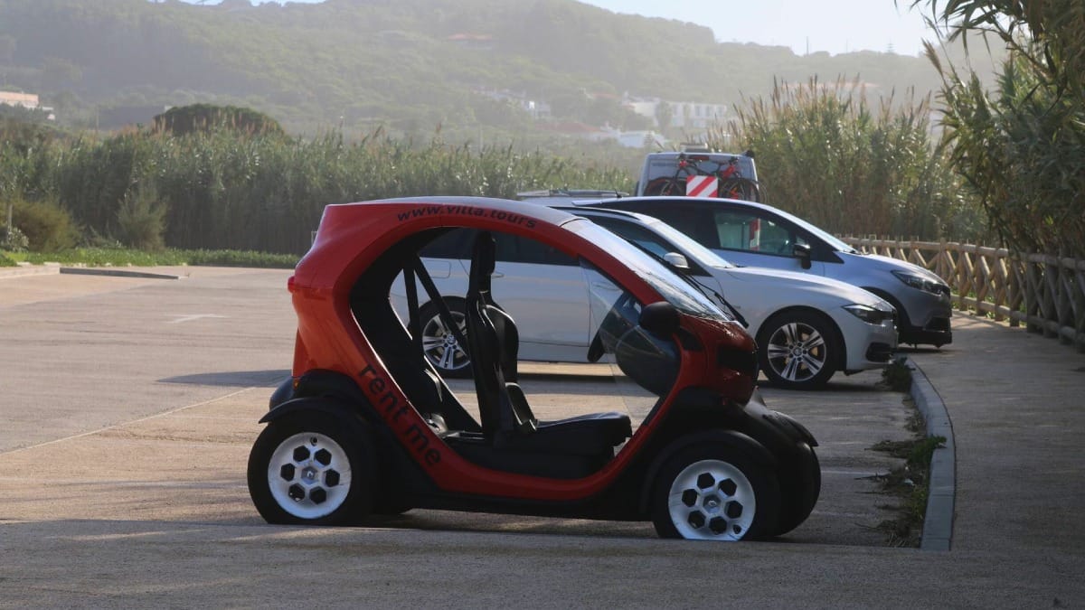 L3EW electric car self guided sintra coast tour