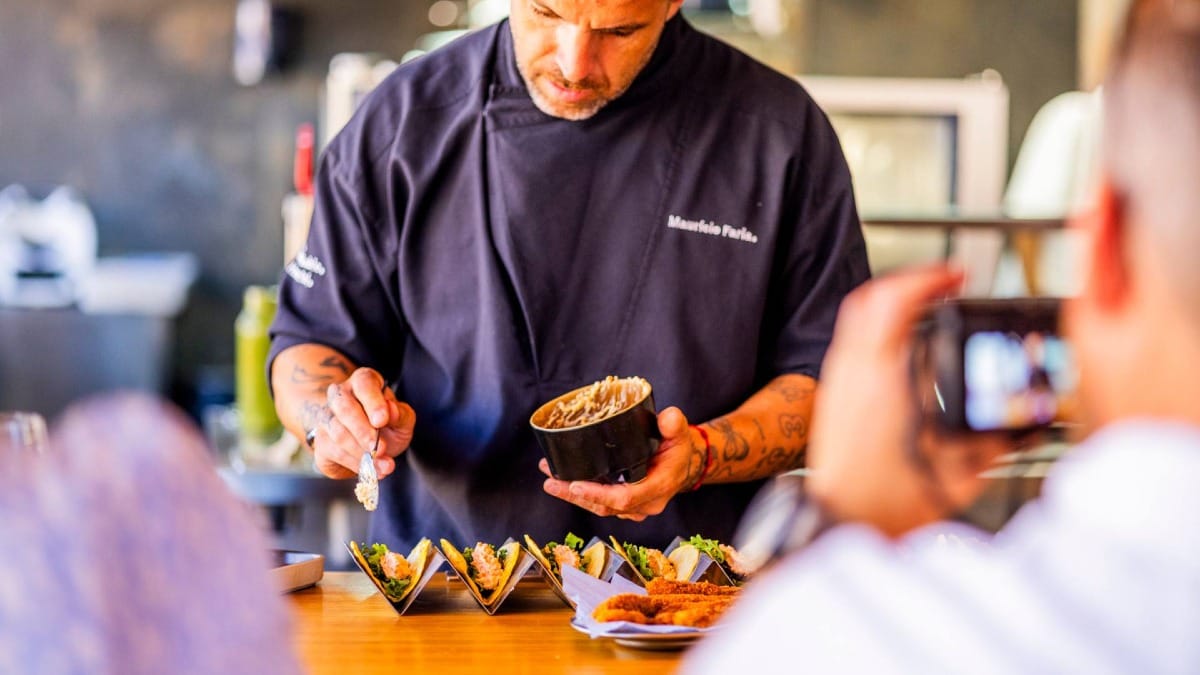 Discover the techniques behind Madeiran cuisine through a live cooking show