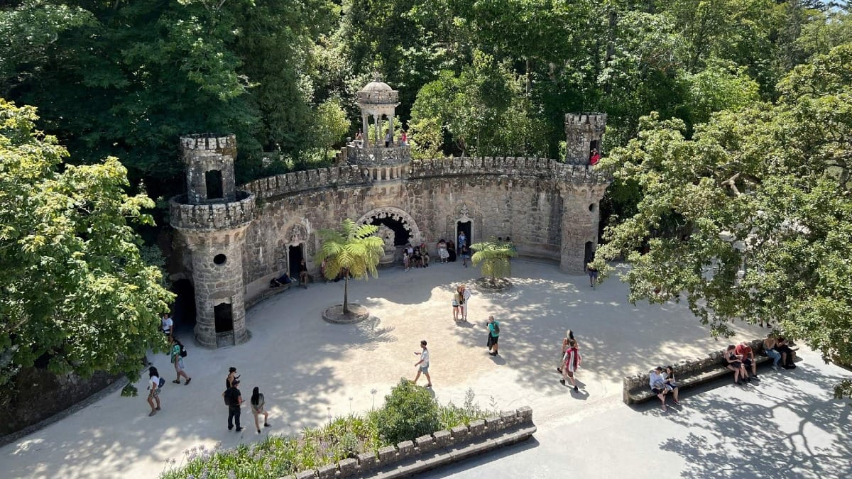 Q4K5 initiation well pena palace sintra electric car tour