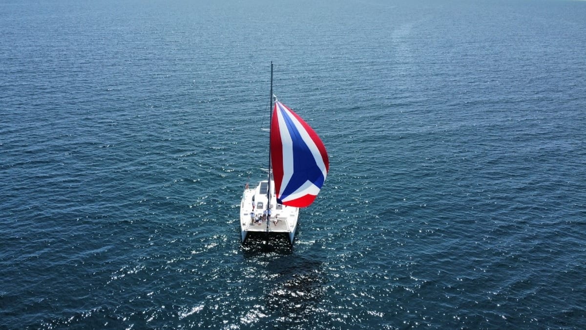 QGXo sailing catamaran eco boat tour faro