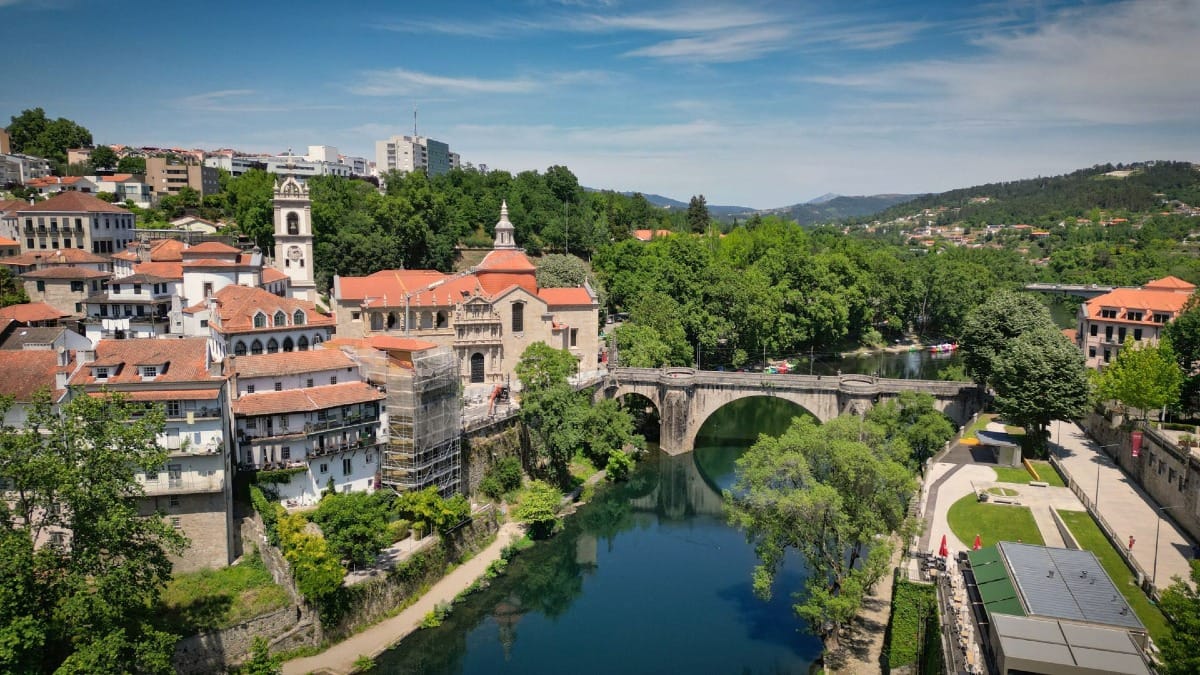 Vue panoramique d'Amarante et de la rivière Tamega | Cooltour Oporto