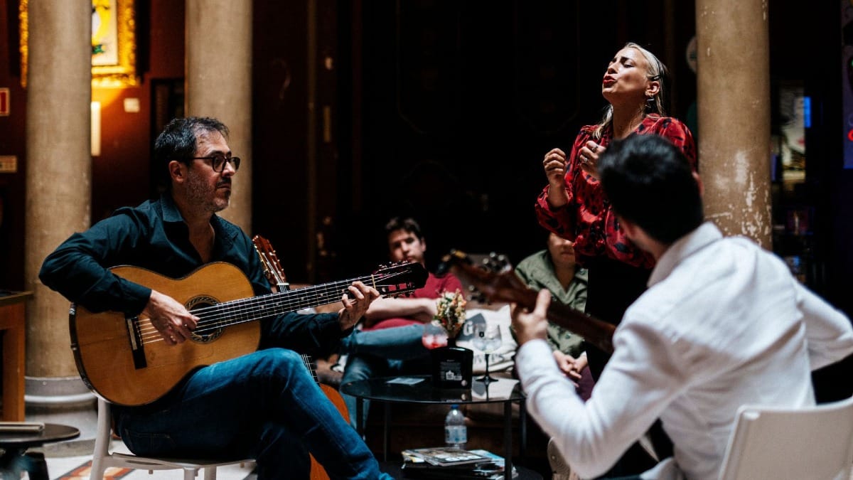 V9s4 portuguese traditional live fado performances lisbon