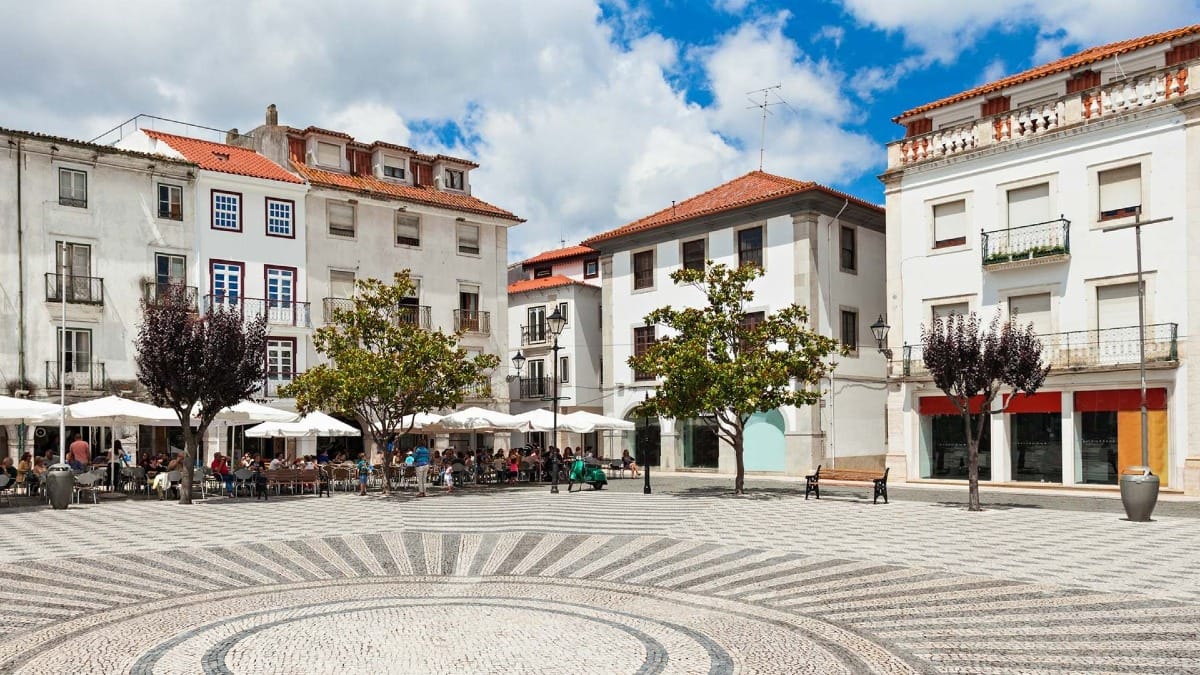 VTrr leiria central square