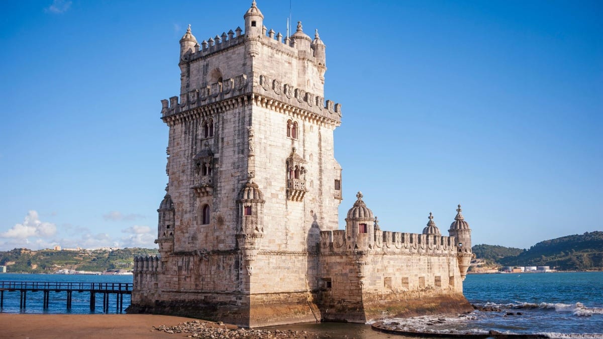 ZFfj torre de belem lisbon iconic tower
