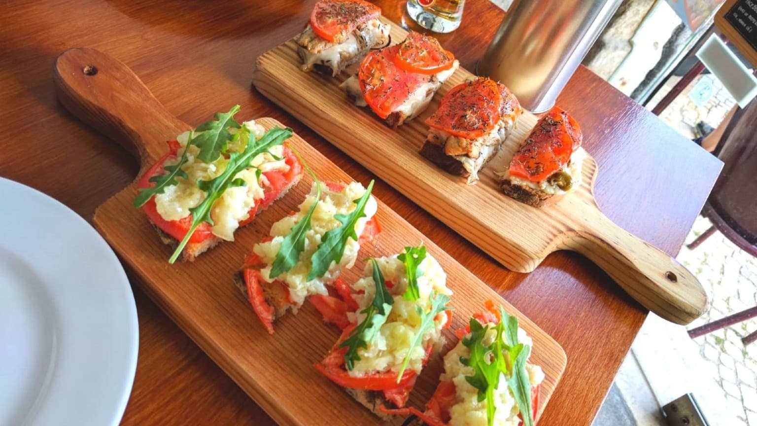 qgeY 6 lisbon food tour starters and tastings