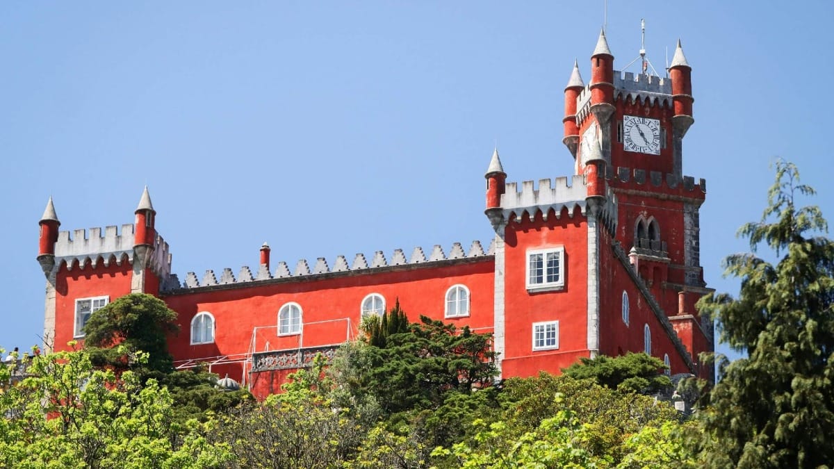 j5PW pena palace sintra eco friendly electric car tour