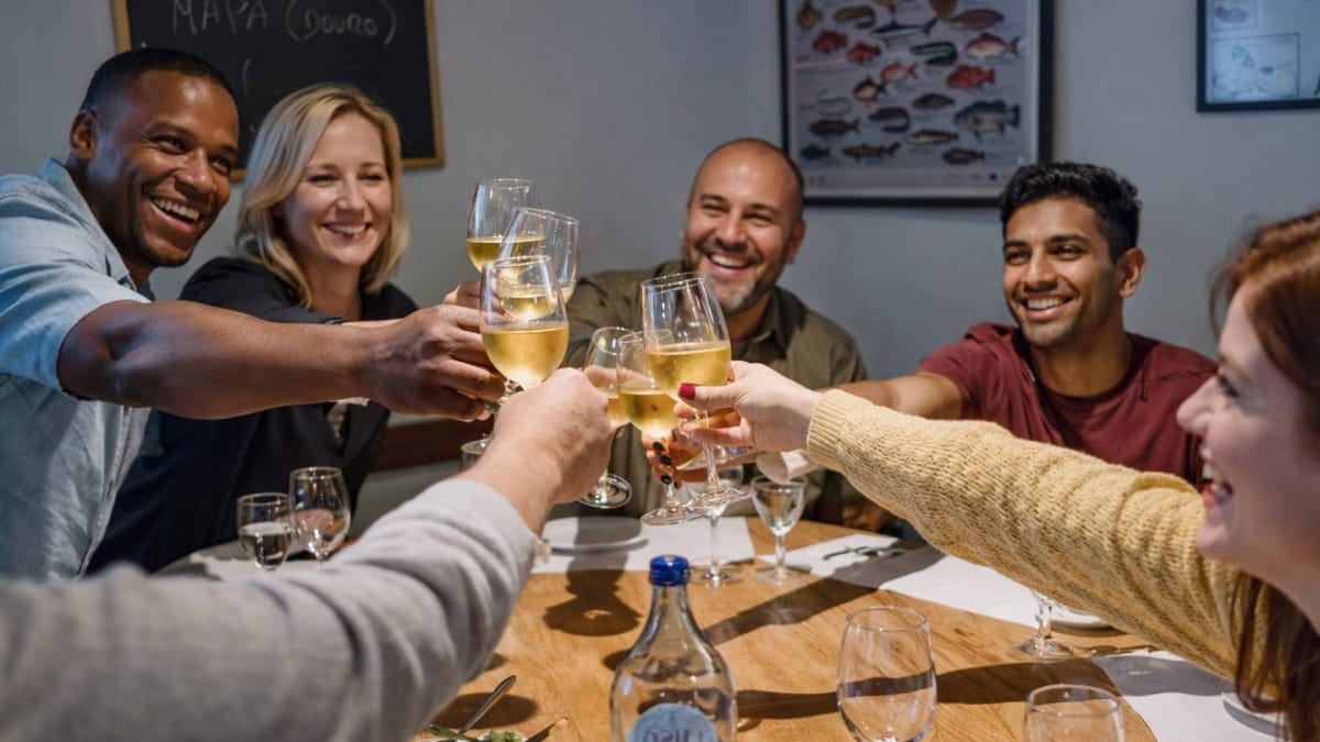 Celebra los sabores de las Azores con vinos locales y auténticas experiencias culinarias