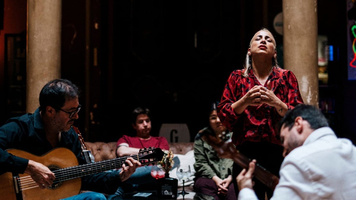 pg88 historic traditional fado embaixada lisbon