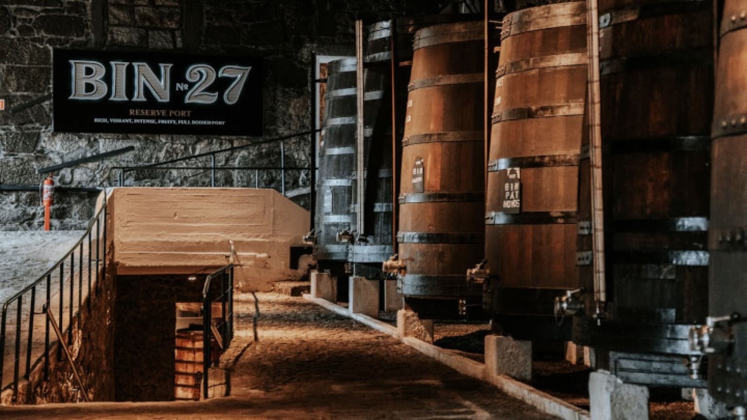 Imagen de las bodegas de vino de Oporto de Fonseca, fuente Facebook