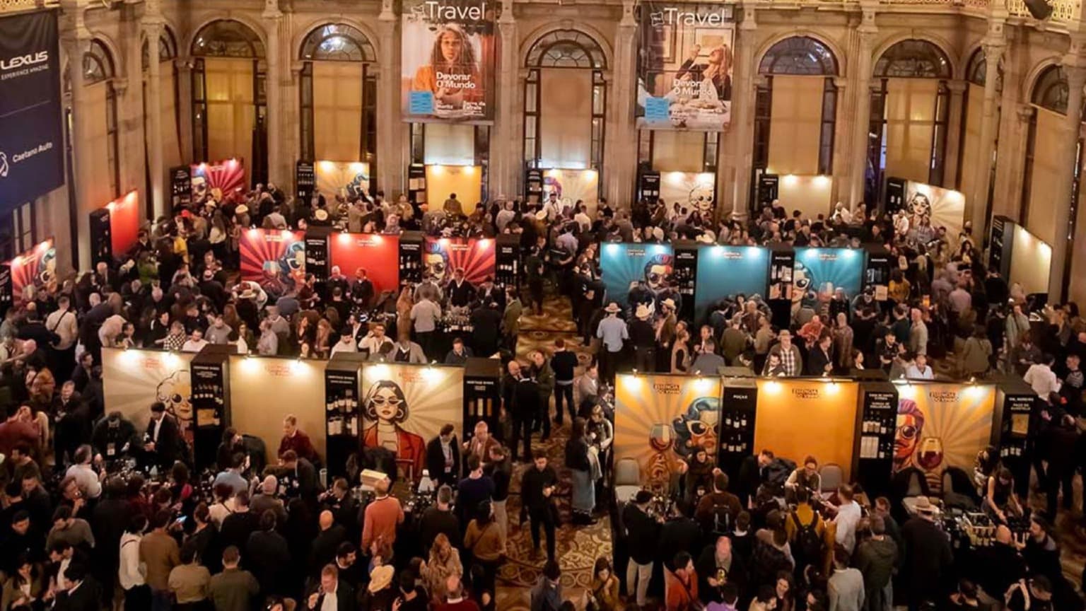 Dégustation de vins Essência do Vinho au Palácio da Bolsa à Porto