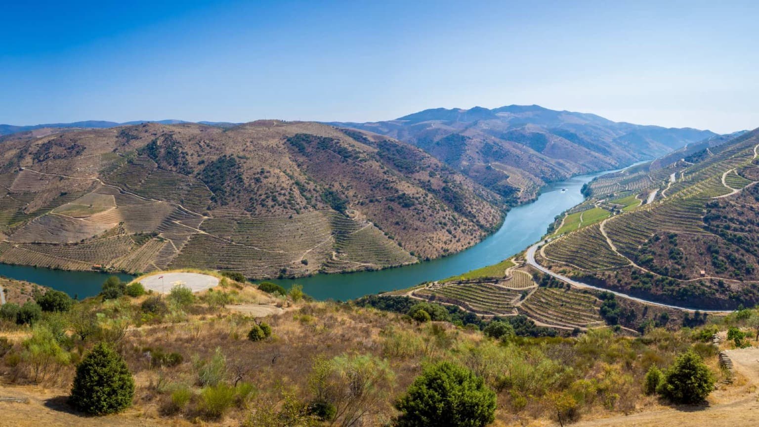 Guide de la Vallée du Douro : Meilleurs Domaines, Villages et Activités