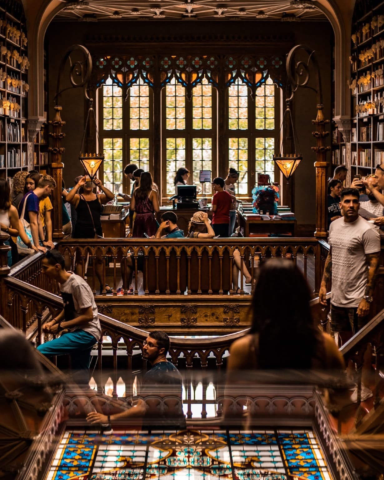 Livraria Lello est l'une des plus belles bibliothèques du monde.