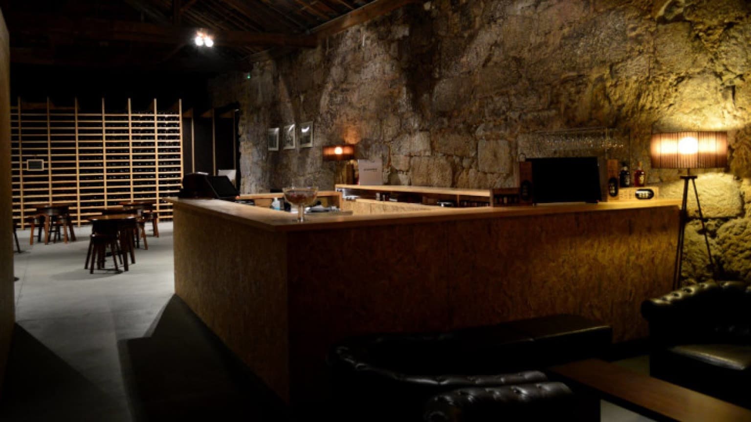 Imagen de la sala de degustación de Porto Augusto (Facebook)