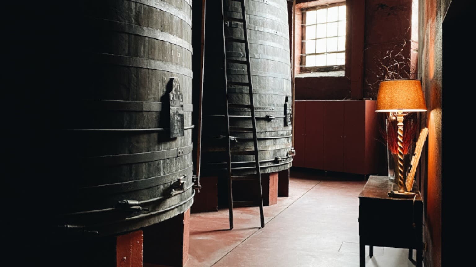 Image of the interior of Churchill’s Lodge (facebook)