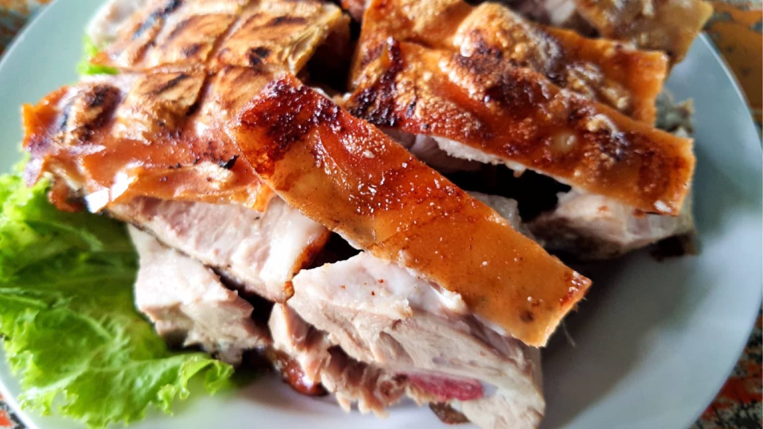 Traditionnel Leitão à Bairrada à la peau croustillante et à la viande tendre