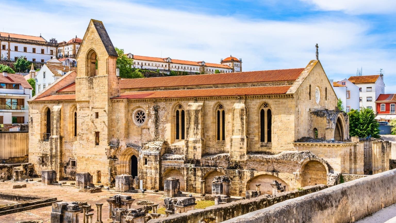Monastère de Santa Clara-a-Velha à Coimbra, Portugal