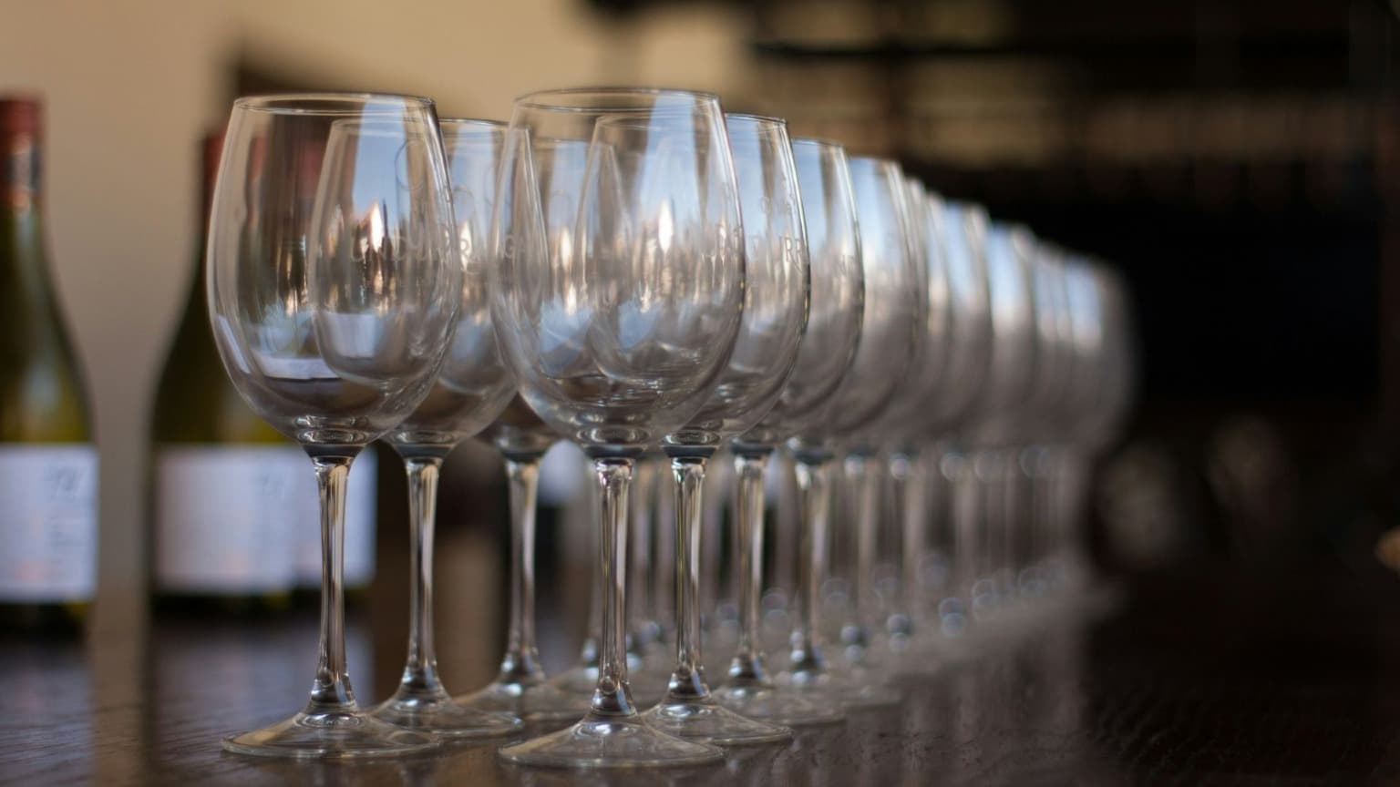 Imagem de Prova de Vinho em destaque na Essência do Vinho 2025