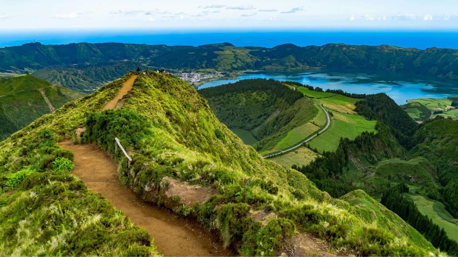 Découvrez les Açores : les meilleures excursions, sentiers, volcans et merveilles cachées