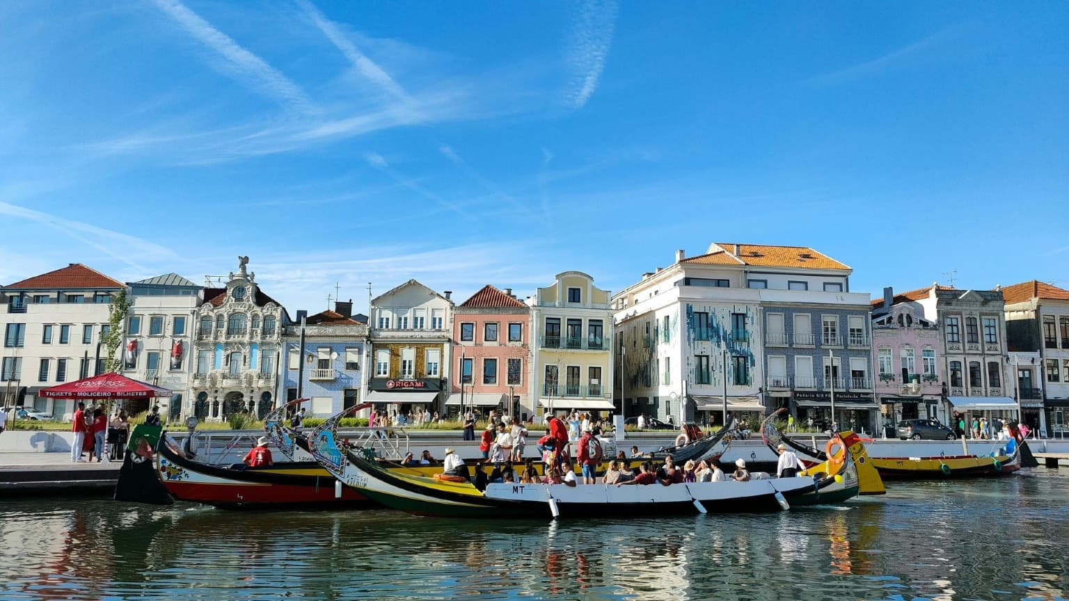 Visitar Aveiro: Canales, Salinas y el Océano Atlántico