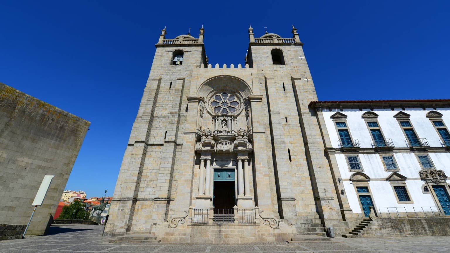 Porto Cathedral (Sé do Porto) exterior façade in Porto's UNESCO World Heritage historic centre