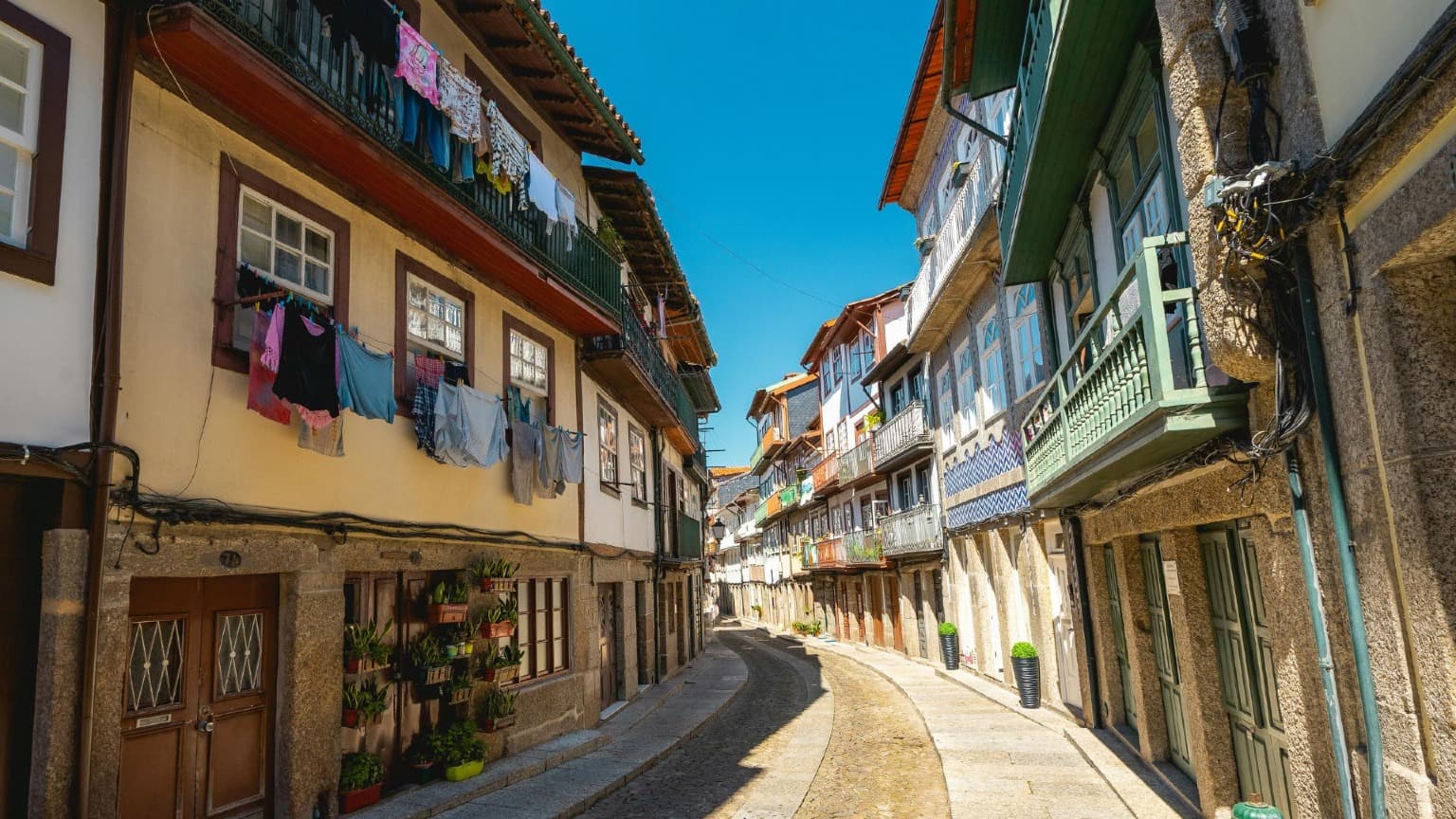 Centro histórico de Guimarães Património Mundial da UNESCO no norte de Portugal