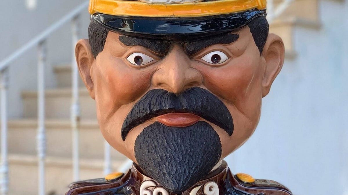 qsWg caldas rainha giant ceramic bordalo pinheiro