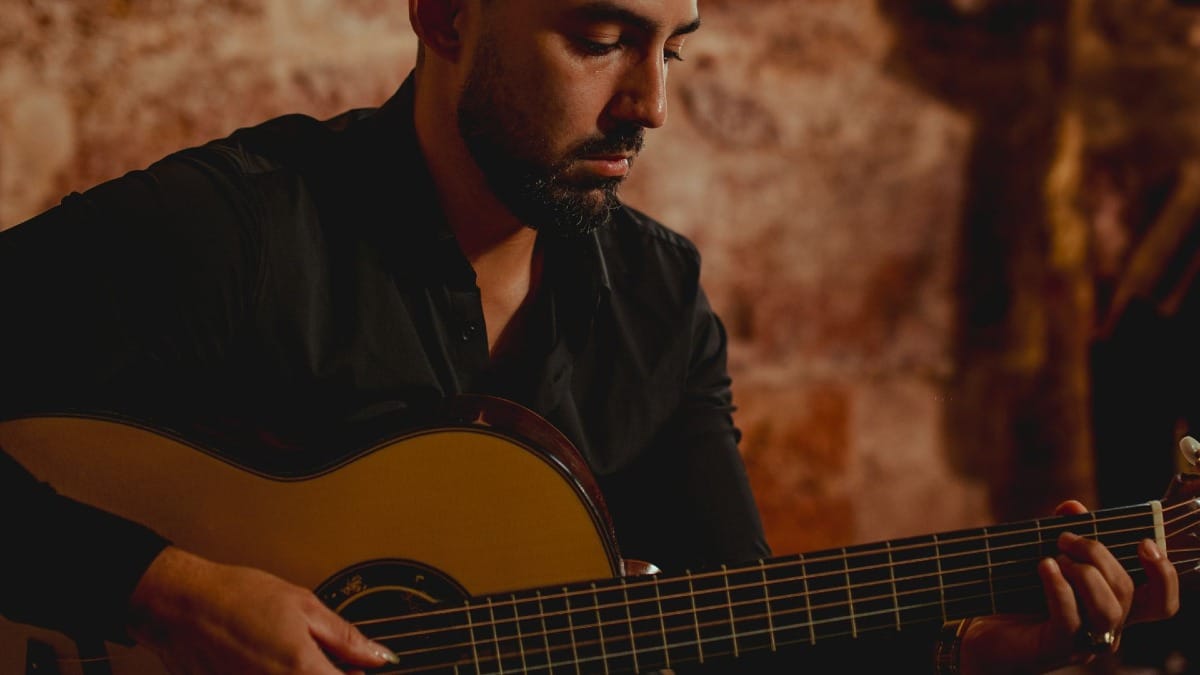 tmvt fado live act lisbon portuguese guitar
