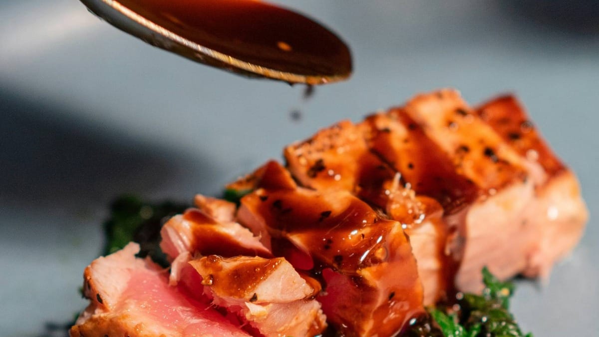 v6NE faro food tour fish and wine