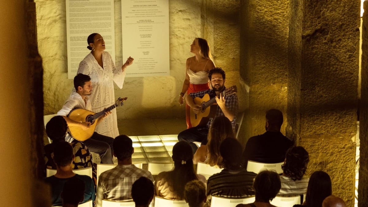vSBQ duo fado singers live in lisbon