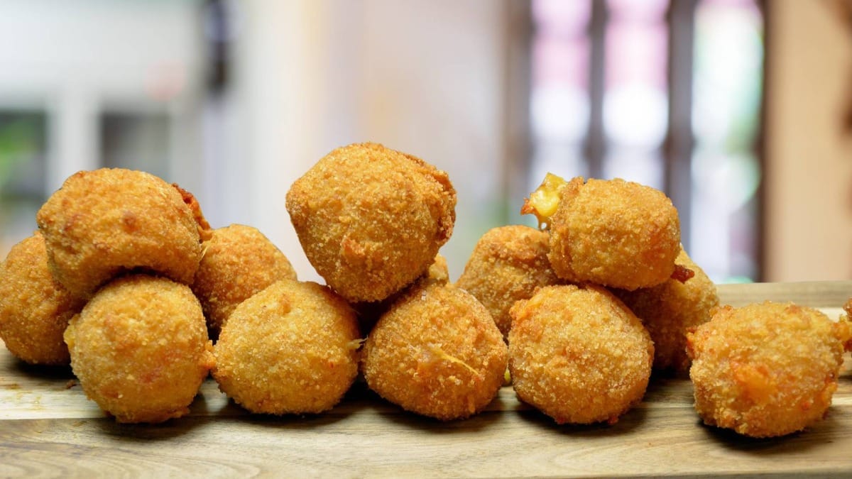 y1GL best faro food tour premium tastings