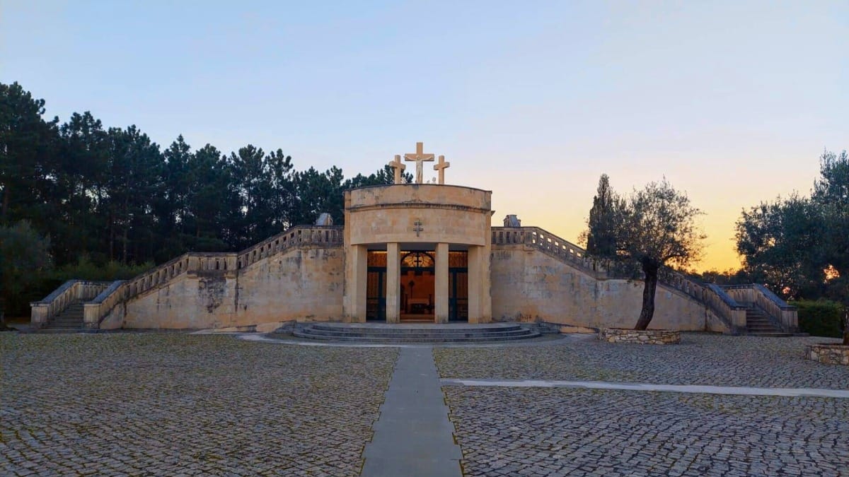 ynzr fatima private walking tour via crucis chapel facade